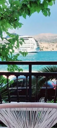 Celebrity Hotel