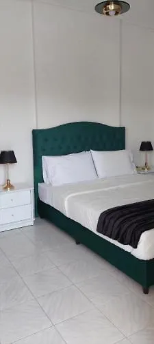 **  Celebrity Hotel Greece